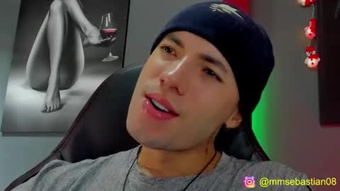 Snapshot of david_jons7 chatting on December 4, 2025, 11:30 am David Jons online show from December 4, 2025, 11:30 am