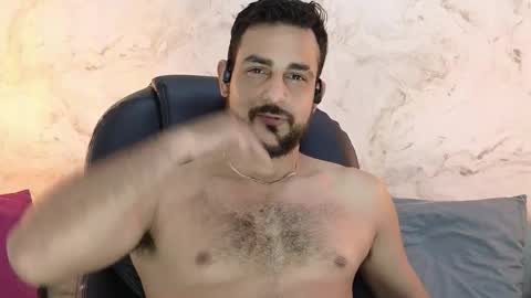 Snapshot of david_oliveira chatting on October 6, 2025, 1:19 pm JF oliveira online show from October 6, 2025, 1:19 pm