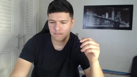 Snapshot of david_smit_ chatting on December 6, 2024, 2:49 pm david smit online show from December 6, 2024, 2:49 pm