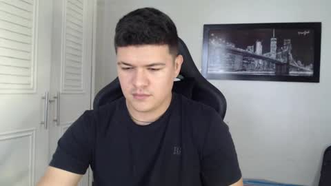 Snapshot of david_smit_ chatting on December 6, 2024, 6:28 pm david smit online show from December 6, 2024, 6:28 pm