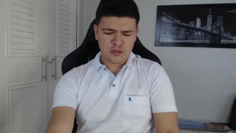 Snapshot of david_smit_ chatting on December 8, 2024, 7:22 pm david smit online show from December 8, 2024, 7:22 pm