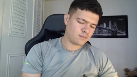 Snapshot of david_smit_ chatting on January 28, 2025, 2:53 pm david smit online show from January 28, 2025, 2:53 pm