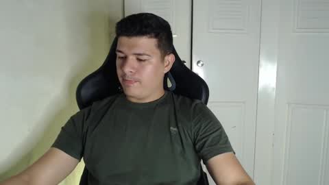 Snapshot of david_smit_ chatting on September 11, 2025, 4:34 am david smit online show from September 11, 2025, 4:34 am