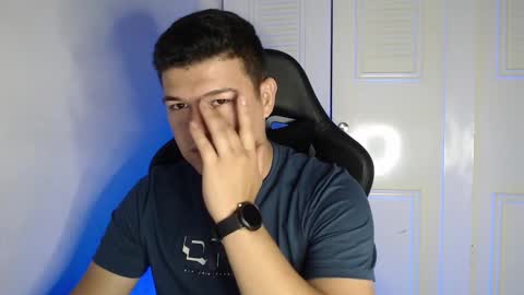 Snapshot of david_smit_ chatting on September 13, 2025, 5:29 am david smit online show from September 13, 2025, 5:29 am