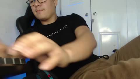 Snapshot of david_smit_ chatting on September 15, 2025, 3:56 pm david smit online show from September 15, 2025, 3:56 pm