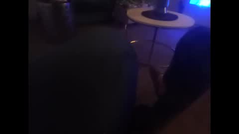 Snapshot of davidf75 chatting on December 14, 2025, 8:09 am davidf75 online show from December 14, 2025, 8:09 am