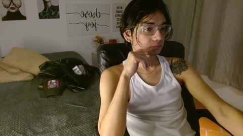 Snapshot of davoxer chatting on October 12, 2025, 3:16 am davoxer online show from October 12, 2025, 3:16 am