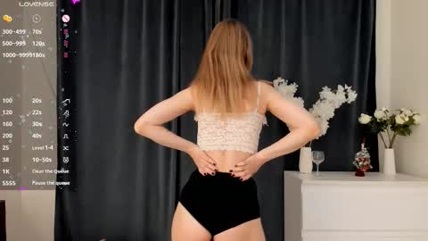 Emily online show from December 14, 2025, 7:29 pm