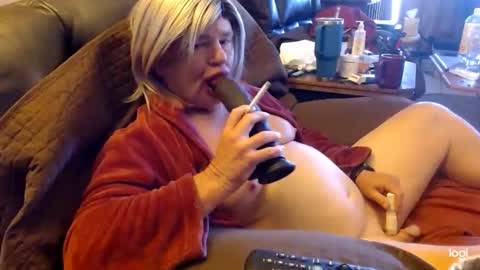 dawndoesall online show from November 22, 2025, 6:18 pm