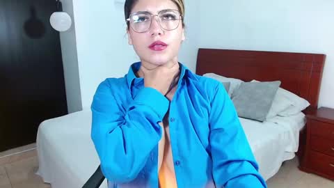 dayana online show from February 9, 2025, 9:37 am