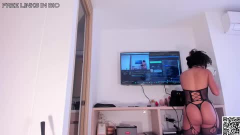 Snapshot of dayanaortega chatting on October 25, 2025, 1:51 pm dayanaortega online show from October 25, 2025, 1:51 pm