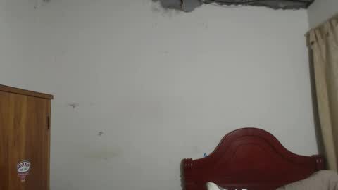 Dylon online show from October 4, 2025, 11:58 pm