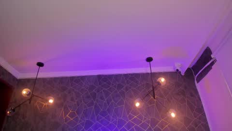 DAYRA ANGELS online show from November 19, 2025, 7:47 pm