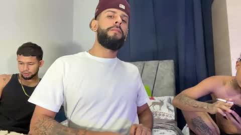 dcollins_ online show from December 4, 2025, 5:39 am