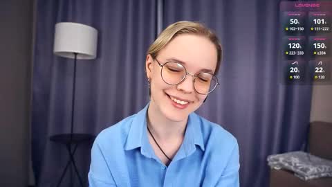 Charlie 18yo online show from September 11, 2025, 4:29 pm