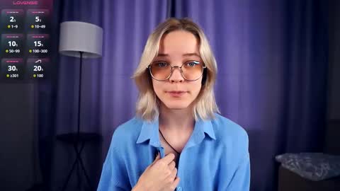 Charlie 18yo online show from September 15, 2025, 6:35 am