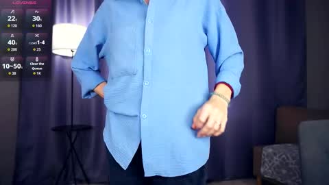 Charlie 18yo online show from September 24, 2025, 6:17 am