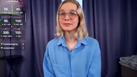 Charlie 18yo online show from October 23, 2025, 5:18 am