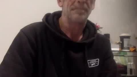 deanofflove221000 online show from September 28, 2025, 1:49 pm