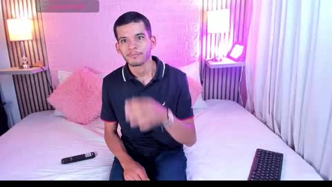 Snapshot of dear_lover1 chatting on December 4, 2025, 11:19 am dear_lover1 online show from December 4, 2025, 11:19 am