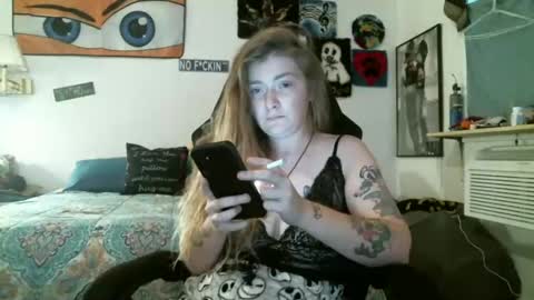 DEBBIE online show from October 30, 2025, 12:28 pm