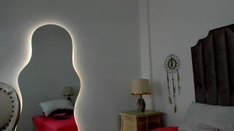 Debora online show from March 1, 2025, 2:34 pm