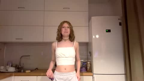 Snapshot of deboramcdonnall chatting on December 15, 2025, 2:43 pm Hello My name is Sarah im new model here and little but shy. online show from December 15, 2025, 2:43 pm