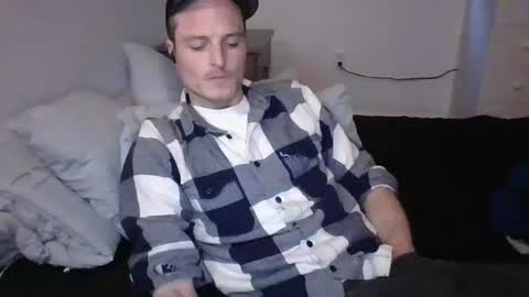 Snapshot of dee4dayz19 chatting on October 19, 2025, 10:10 pm Dee4dayz online show from October 19, 2025, 10:10 pm