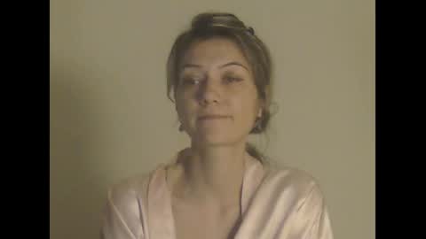 Deelightfull online show from December 5, 2024, 8:00 pm