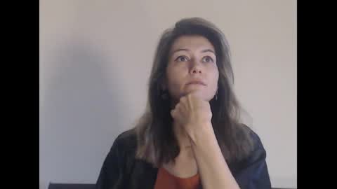 Deelightfull online show from December 30, 2024, 11:59 am