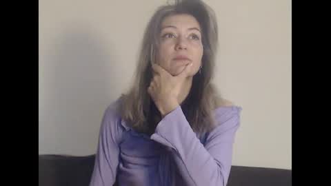 Deelightfull online show from January 15, 2025, 9:35 am