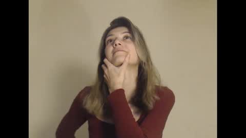 Deelightfull online show from February 19, 2025, 5:27 pm