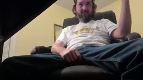 Snapshot of deeznutz343 chatting on December 26, 2024, 2:22 am Deez Nutz online show from December 26, 2024, 2:22 am