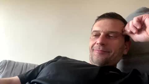 Snapshot of defloy chatting on December 14, 2025, 9:14 am Defloy online show from December 14, 2025, 9:14 am