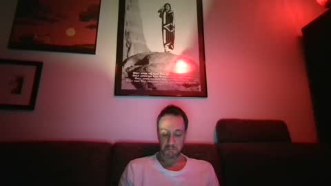 Snapshot of degrandis chatting on December 1, 2024, 10:10 pm Luka Magic online show from December 1, 2024, 10:10 pm