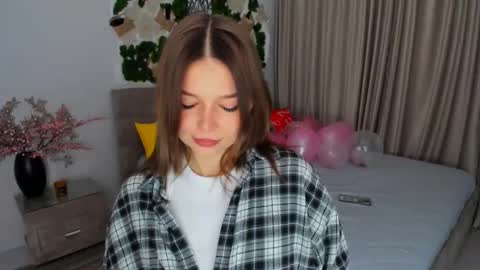 DegreeOfSincerity online show from February 15, 2025, 1:21 am