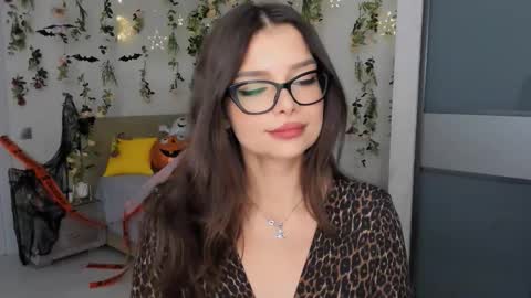 DegreeOfSincerity online show from October 30, 2025, 1:07 am