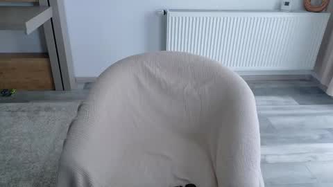 Di online show from November 8, 2025, 11:10 am