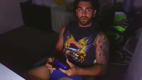 deionteo85 online show from November 25, 2025, 5:40 am