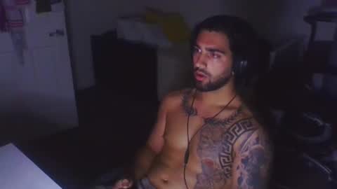 deionteo85 online show from November 28, 2025, 9:23 am