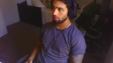 deionteo85 online show from November 30, 2025, 3:32 am