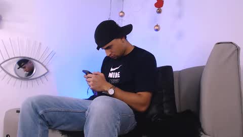 Snapshot of deivy_gram chatting on January 3, 2025, 10:29 pm DEIVY online show from January 3, 2025, 10:29 pm