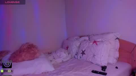 Mila online show from March 10, 2025, 5:43 am