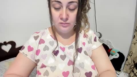 Snapshot of deliciousbutt chatting on December 6, 2024, 1:55 pm  Monica or Moni online show from December 6, 2024, 1:55 pm