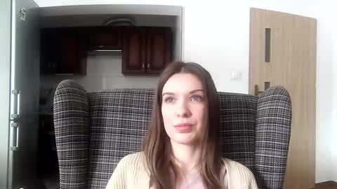 Aurora online show from February 18, 2025, 11:00 am