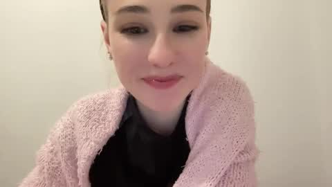 Snapshot of deliverysmile chatting on December 7, 2024, 7:43 pm Delivery online show from December 7, 2024, 7:43 pm