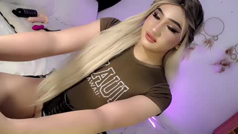 Chesca online show from January 25, 2025, 2:03 pm