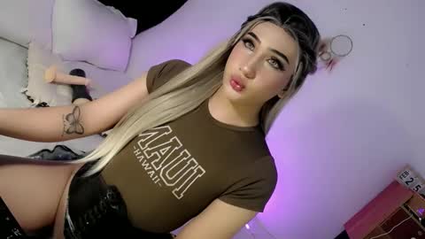 Chesca online show from March 4, 2025, 3:11 am