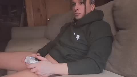 Snapshot of demelzabehr chatting on January 29, 2025, 6:33 am Frankie online show from January 29, 2025, 6:33 am