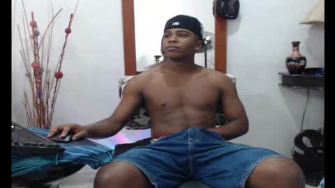 Snapshot of demond_333 chatting on October 7, 2025, 2:25 pm DEMOND online show from October 7, 2025, 2:25 pm